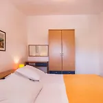Apartments Romano Daire