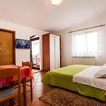 Daire Apartments Romano *