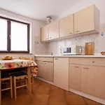 Apartments Romano *