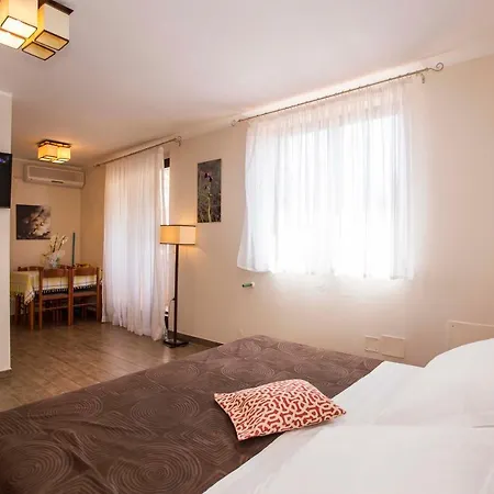 Apartments Romano