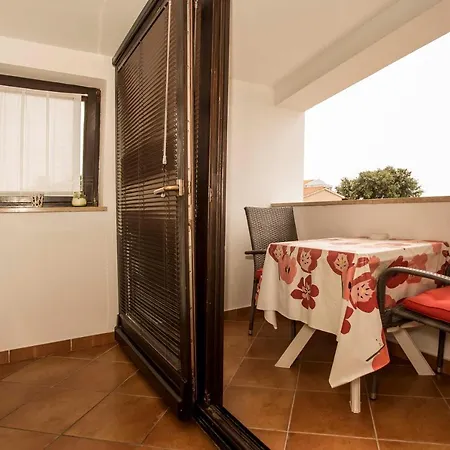 Apartments Romano Apartment