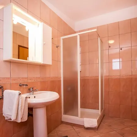 Apartments Romano