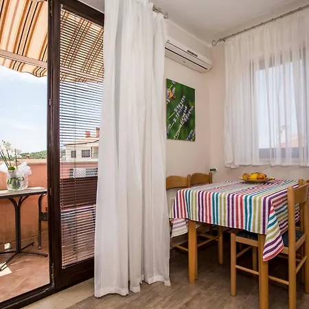 Apartment Apartments Romano *