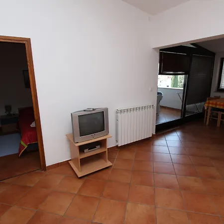 Daire Apartments Romano