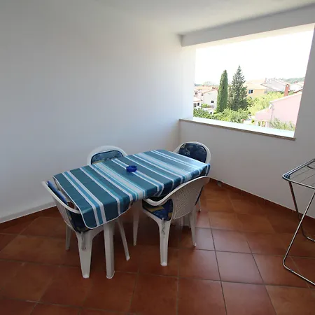 Apartments Romano *