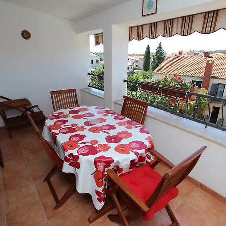 Apartments Romano Daire