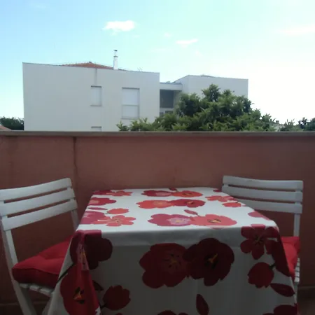 Apartments Romano Daire *