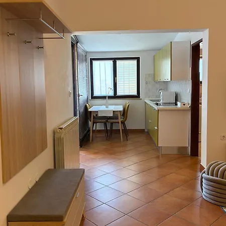Apartments Romano Daire