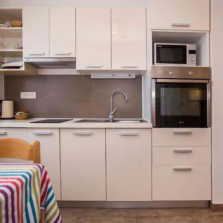 Apartments Romano